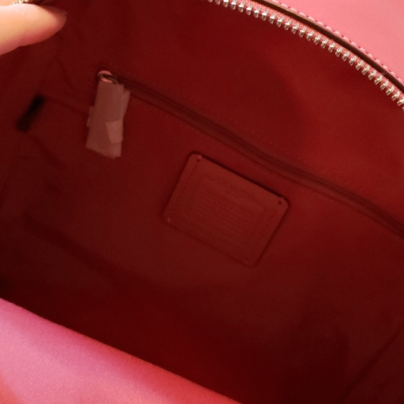 Pink coach back pack - Picture 5 of 5